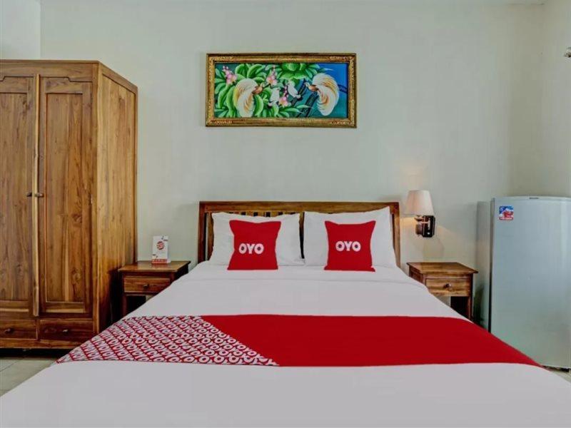 Super Oyo 3904 Kiki Residence Bali Legian Exterior foto
